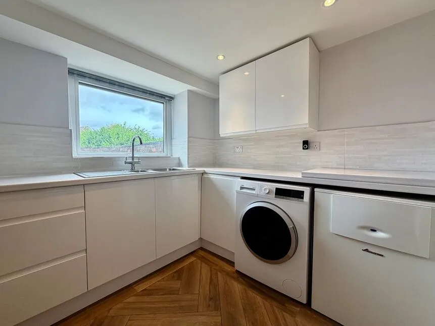 Fairway Close, Newcastle upon Tyne, Tyne and Wear, NE3, photo 9