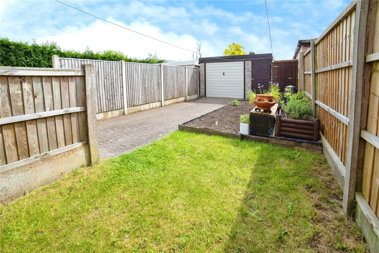 Garden Lane, Sutton-in-Ashfield, Nottinghamshire, NG17, photo 16