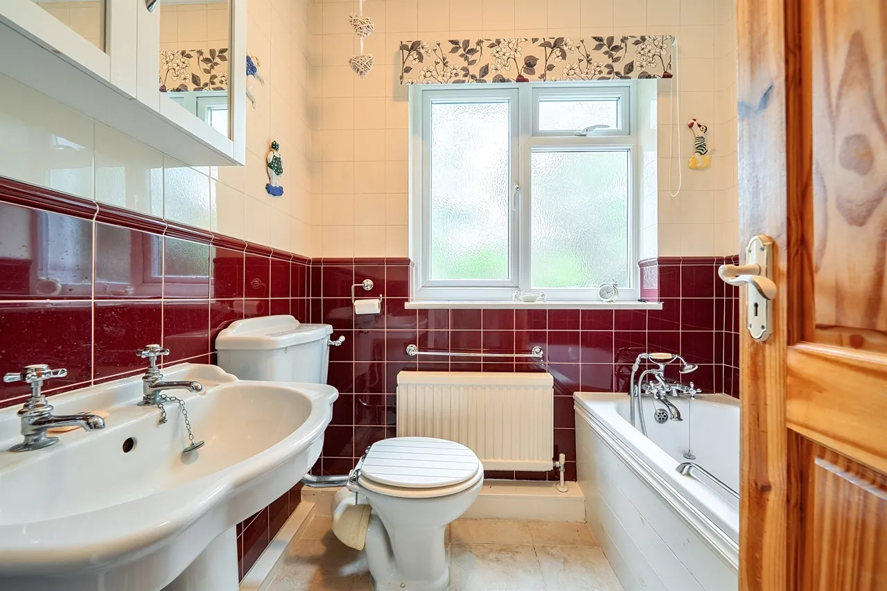 Castleleigh Court, Enfield, EN2, photo 11