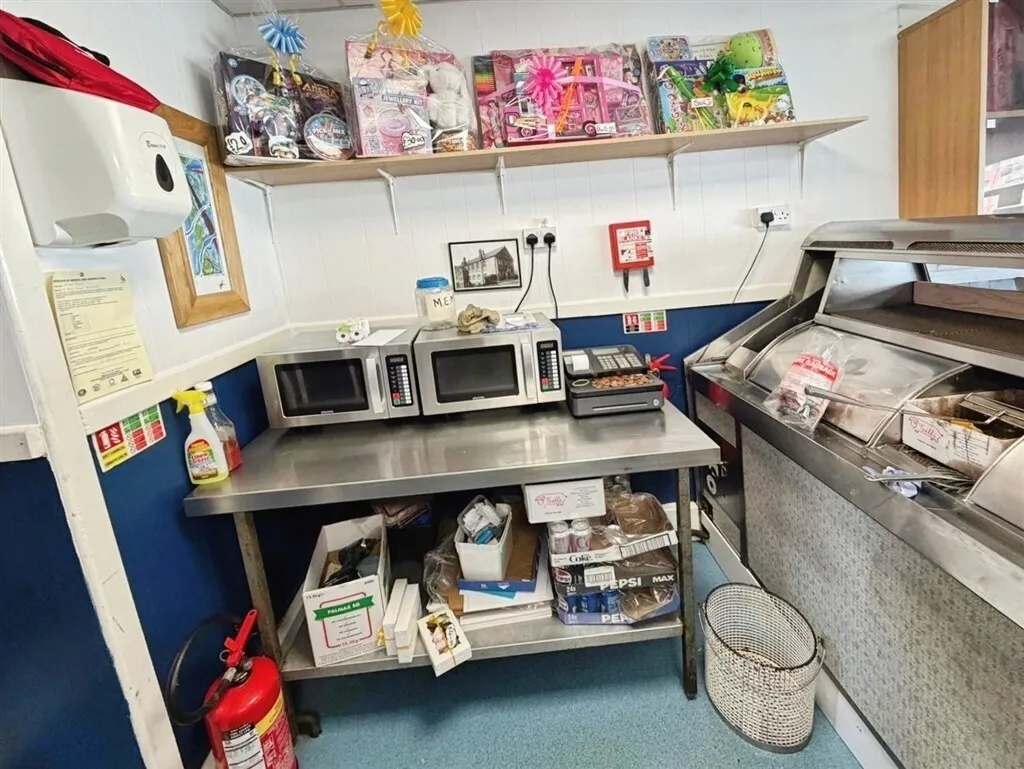 Ogwy Street, Bridgend, CF32, photo 7