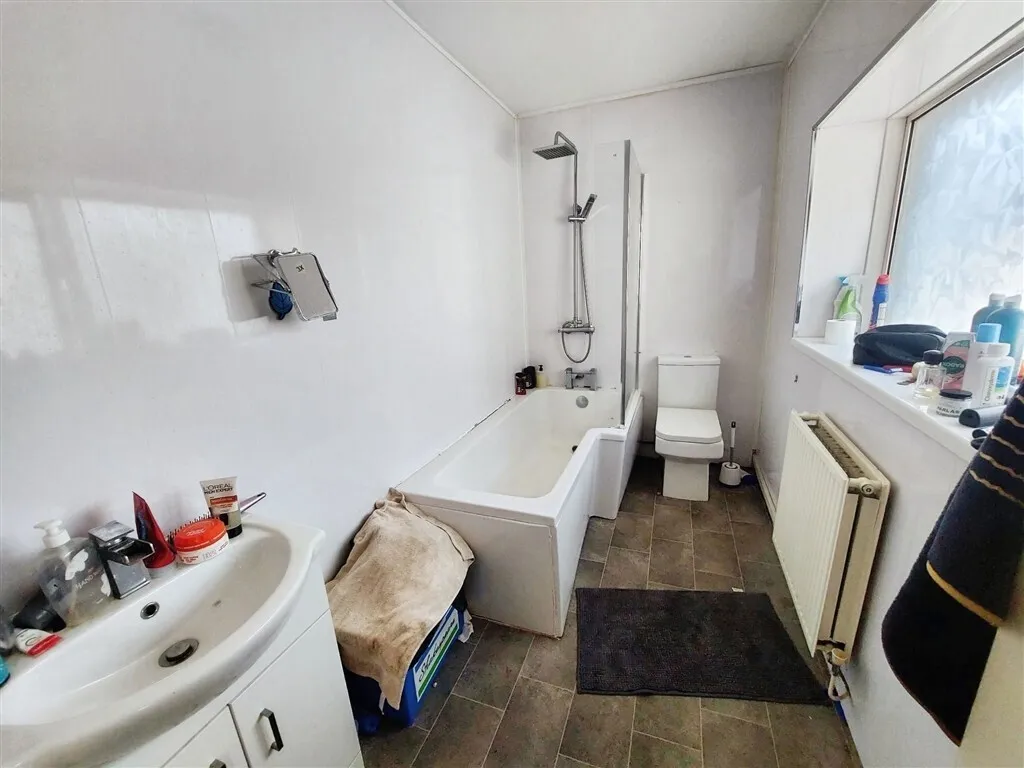 Ogwy Street, Bridgend, CF32, photo 3
