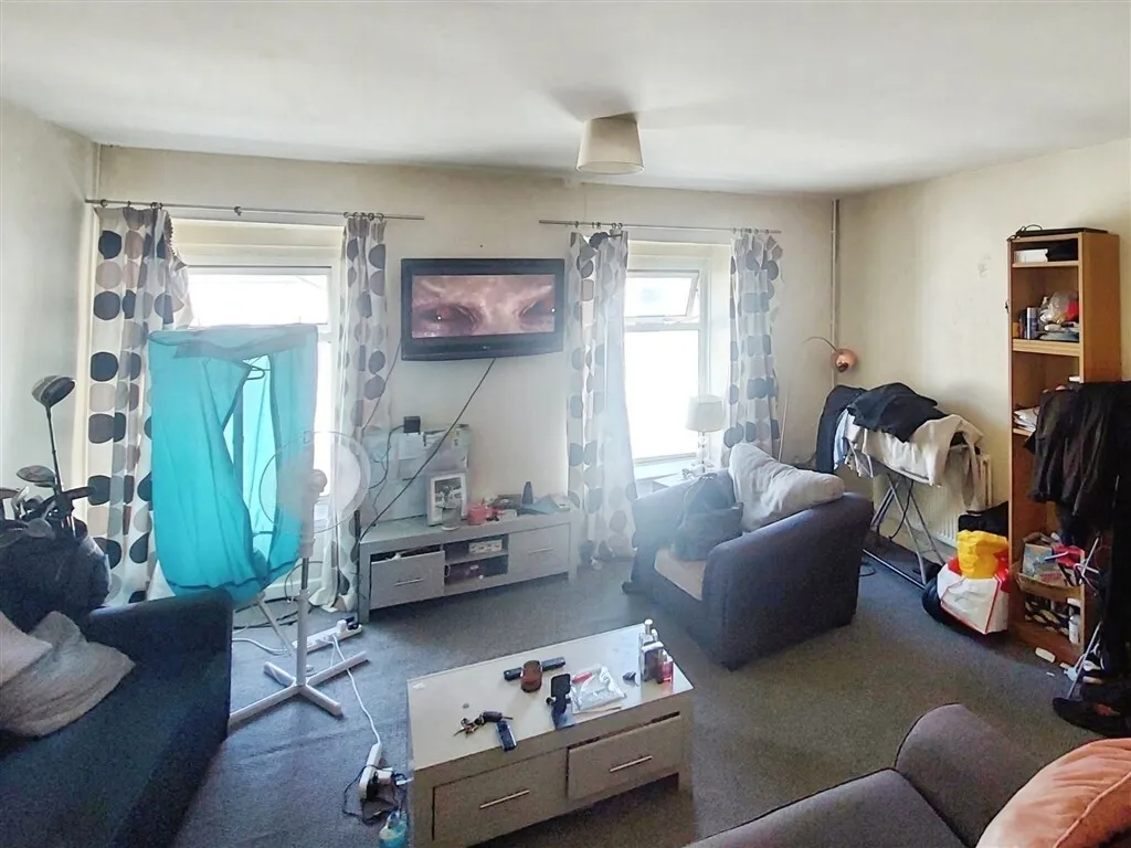 Ogwy Street, Bridgend, CF32, photo 11