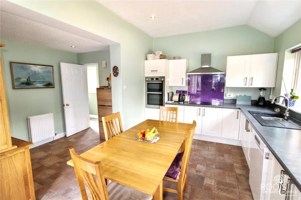 Thatcham, Berkshire, photo 4