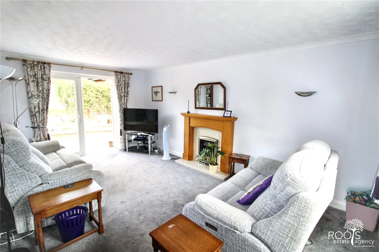 Thatcham, Berkshire, photo 3