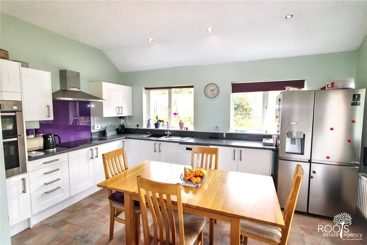 Thatcham, Berkshire, photo 5