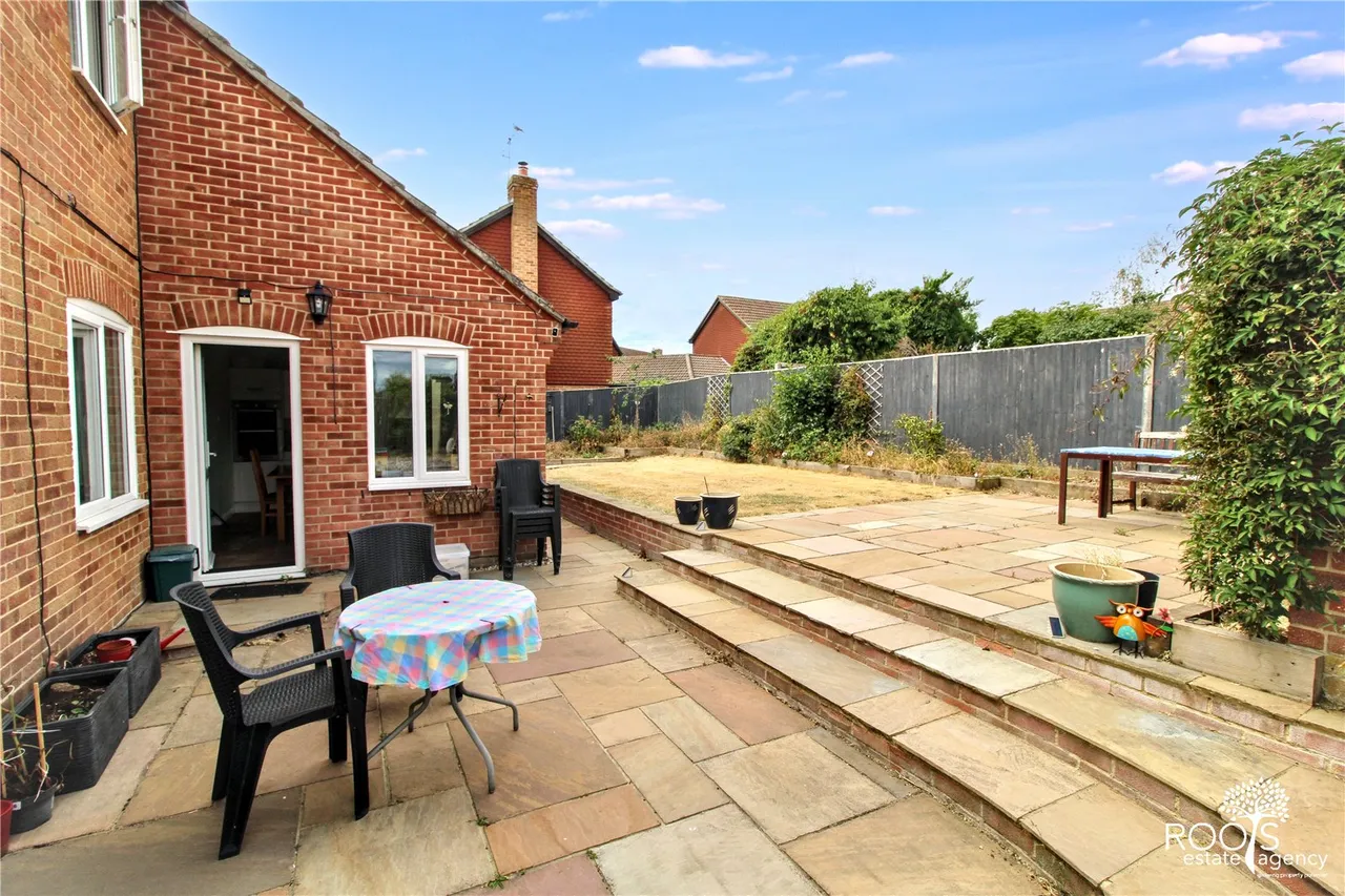 Thatcham, Berkshire, photo 18