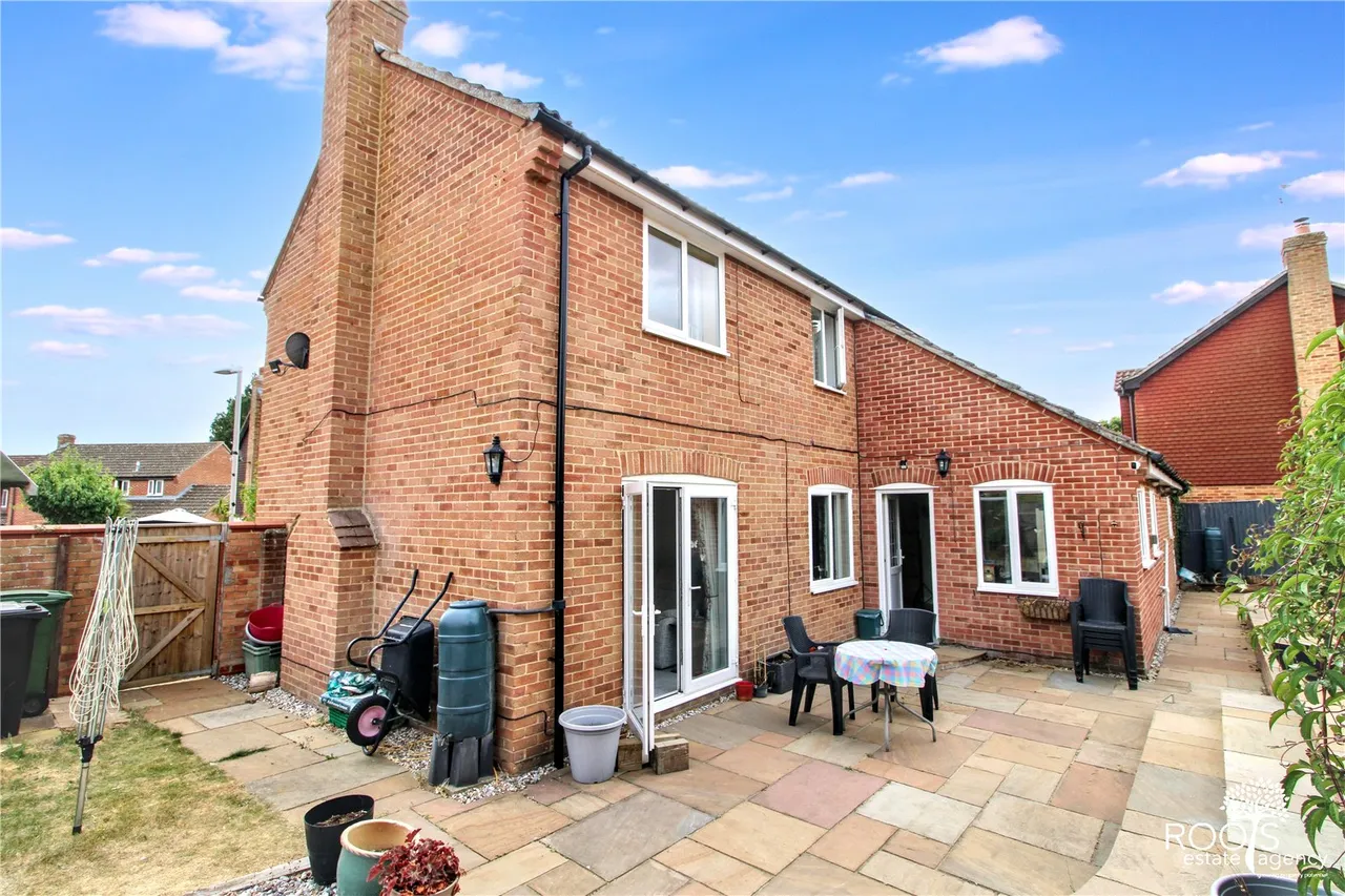 Thatcham, Berkshire, photo 19