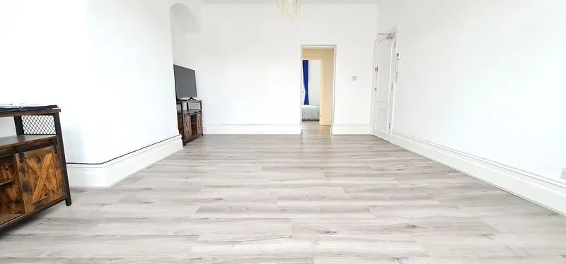 27 St. Vincents Road, Westcliff-On-Sea, Essex, SS0 7PP, photo 8