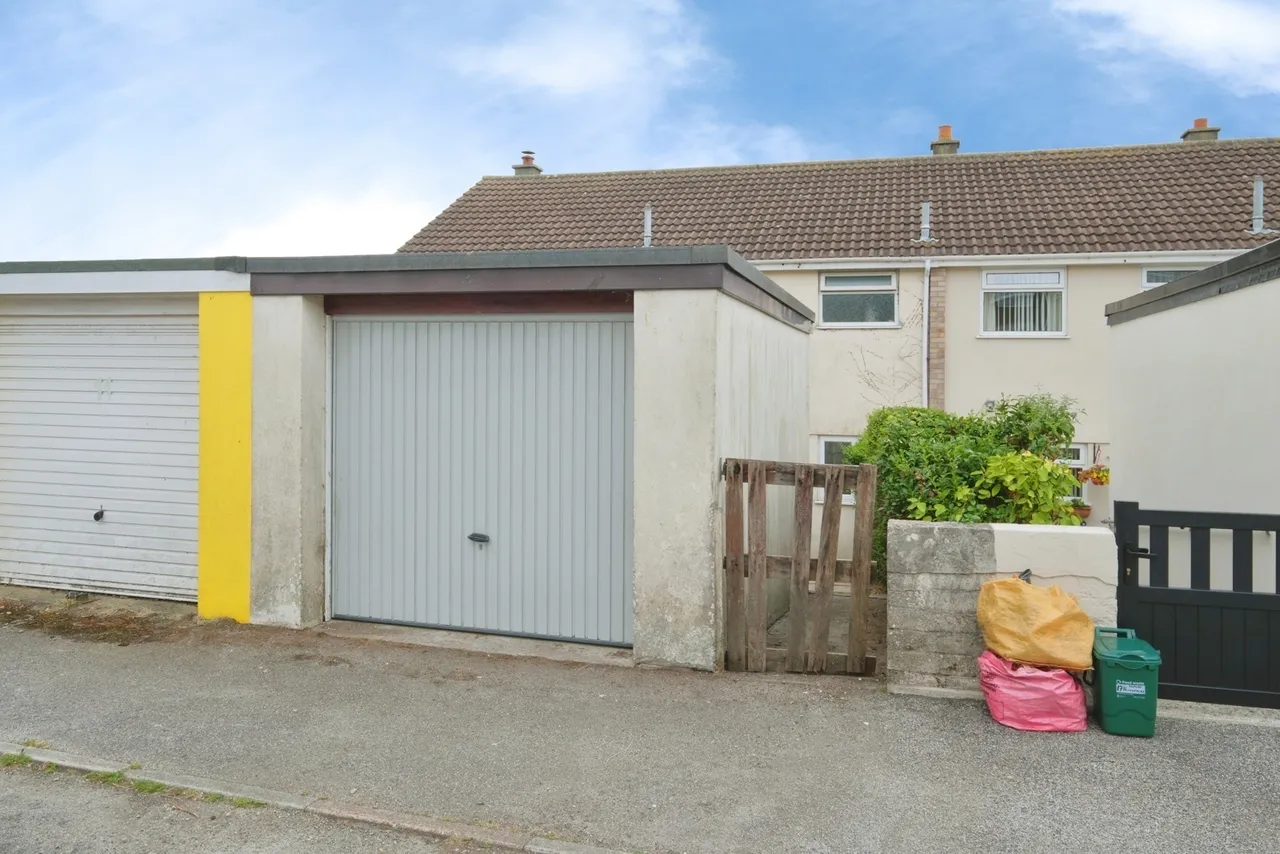 Polwheal Road, Tolvaddon, TR14, photo 4