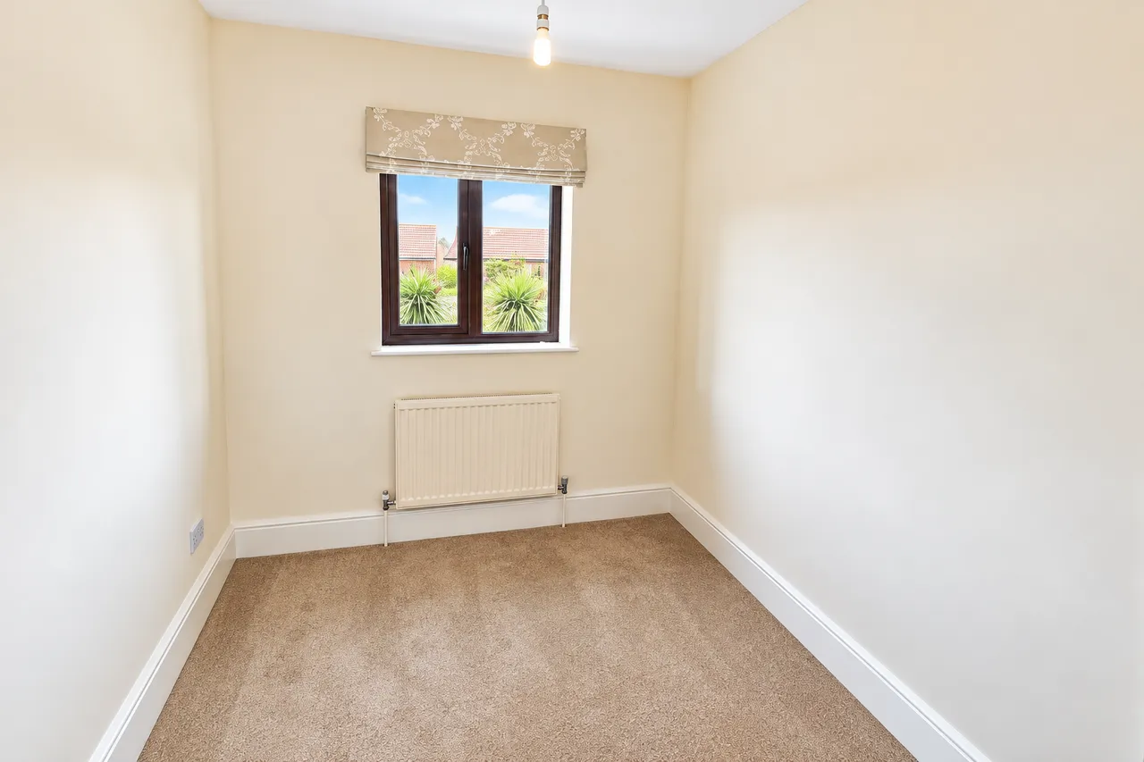 Linden Rise, Warley, CM14, photo 8