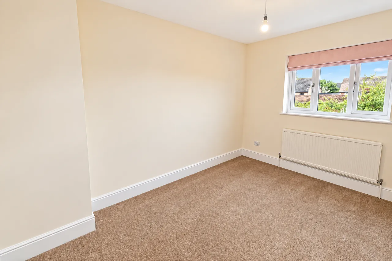 Linden Rise, Warley, CM14, photo 7