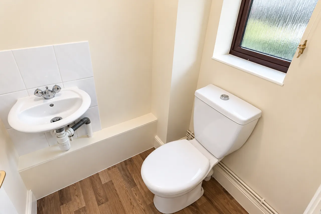 Linden Rise, Warley, CM14, photo 5
