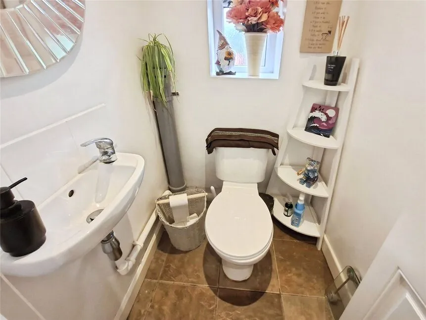Carisbrook Road, Nuneaton, CV10, photo 16