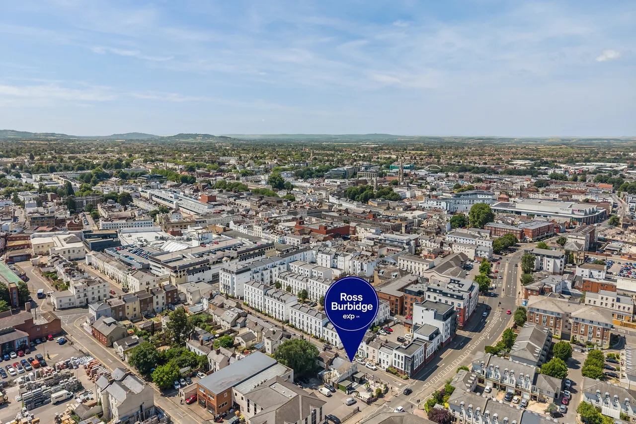 Gloucester Place, Cheltenham, GL52, photo 12