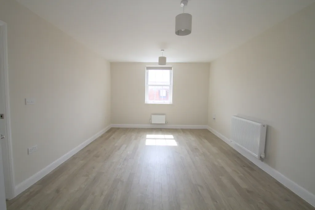 Danegeld Avenue, Great Denham, Bedfor..., photo 4