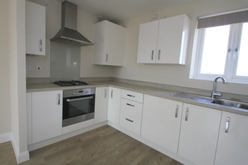 Danegeld Avenue, Great Denham, Bedfor..., photo 6