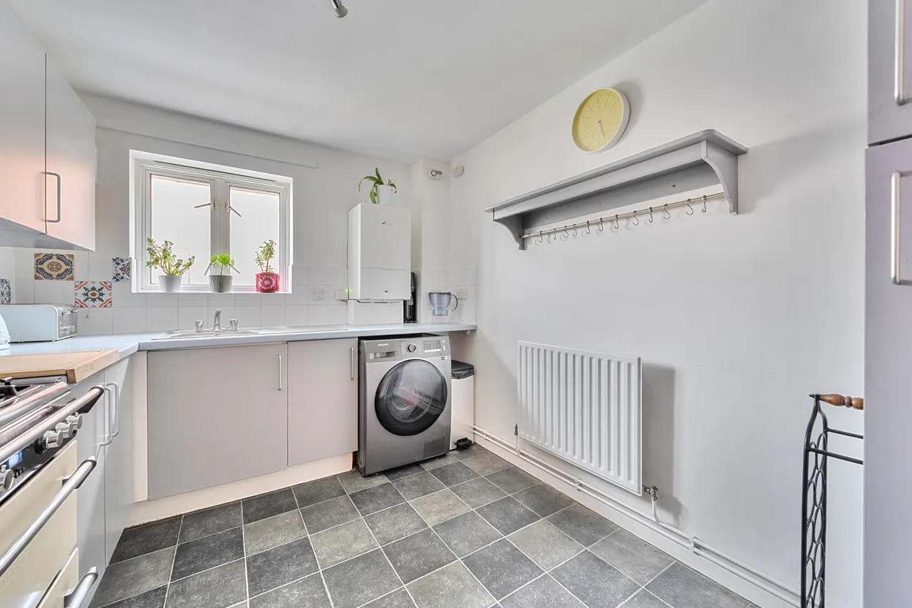 Church Road, Northolt, UB5, photo 13