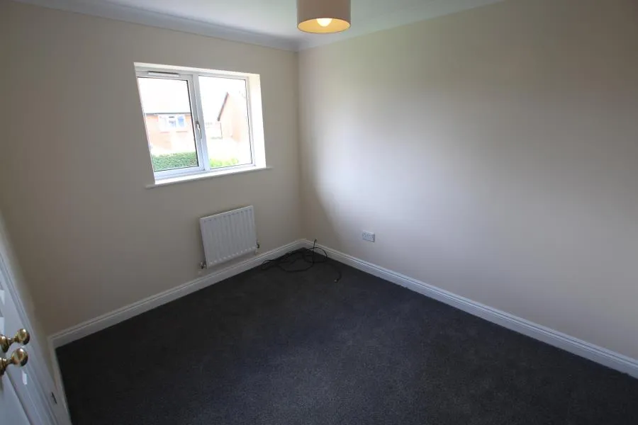 Acer Drive, West End, GU24, photo 7