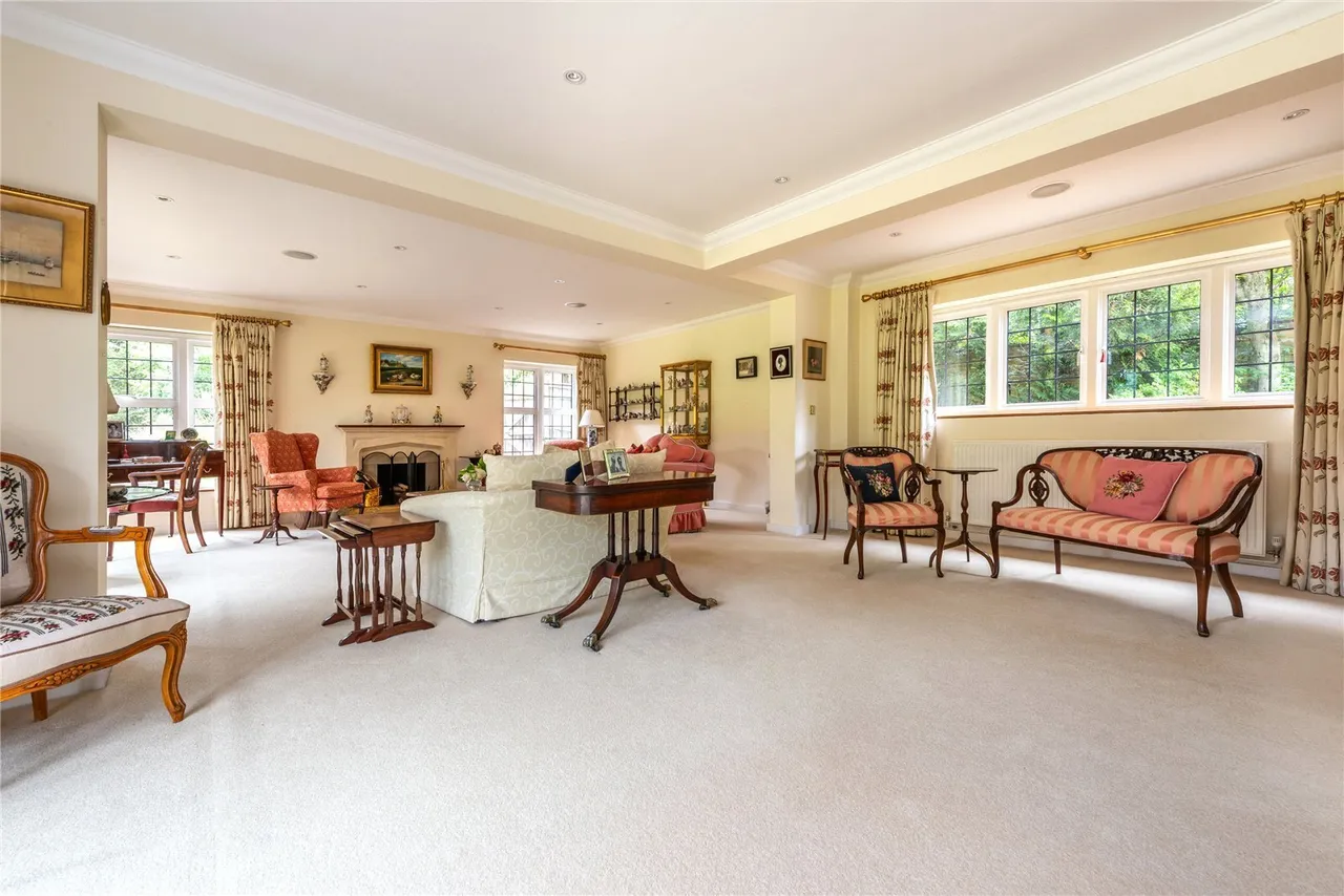 Dungates Lane, Buckland, RH3, photo 20