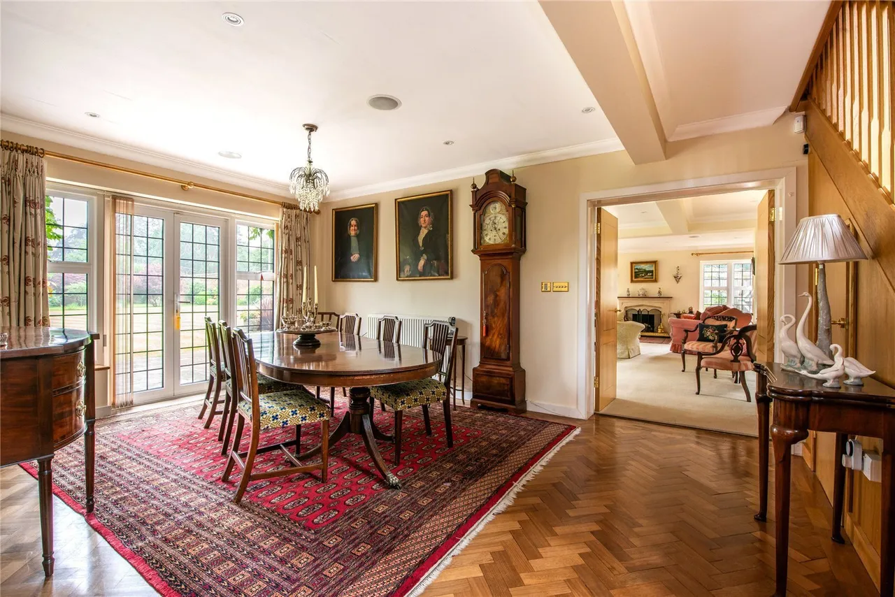 Dungates Lane, Buckland, RH3, photo 2