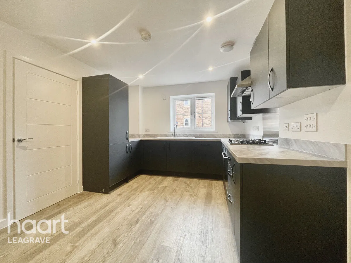 Glamis Croft, Harlington, LU5, photo 9