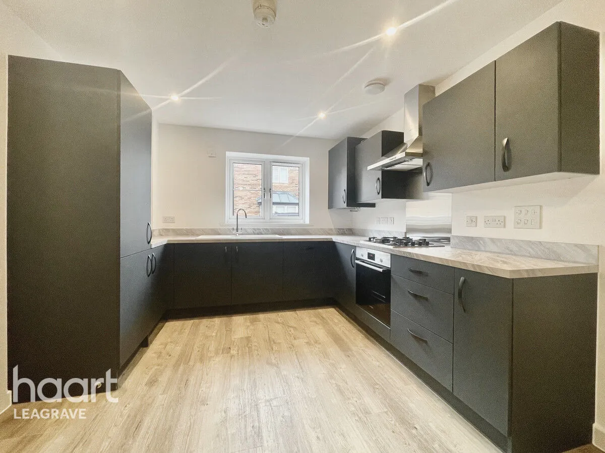 Glamis Croft, Harlington, LU5, photo 8