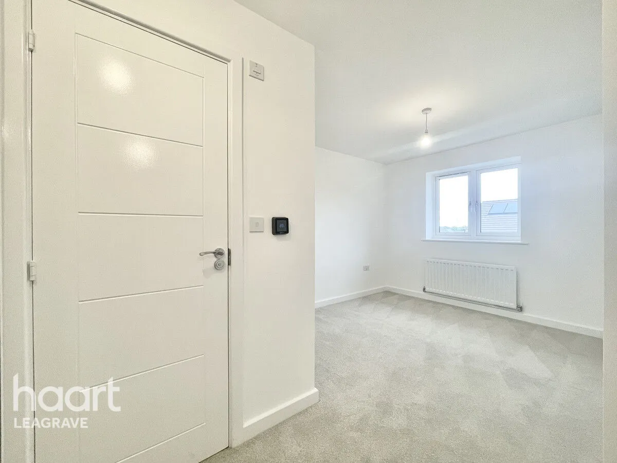 Glamis Croft, Harlington, LU5, photo 16