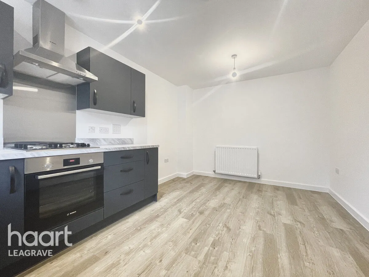 Glamis Croft, Harlington, LU5, photo 11