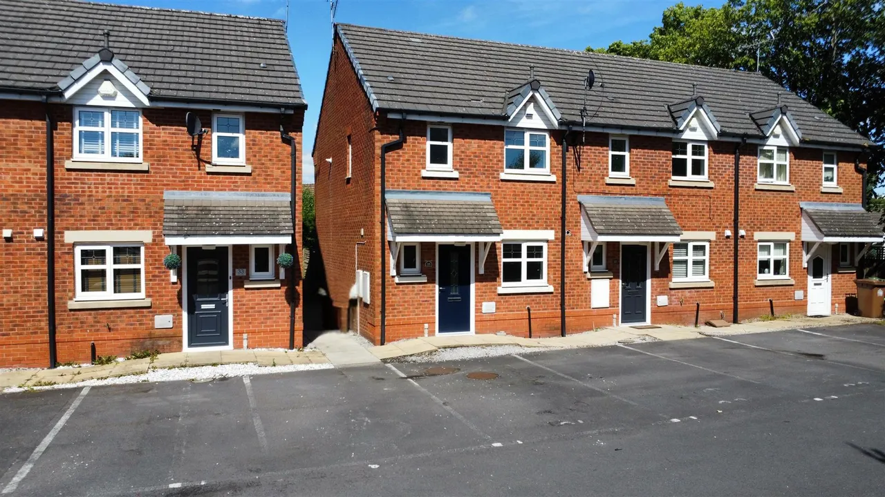 The Spires, Eccleston, WA10, photo 26