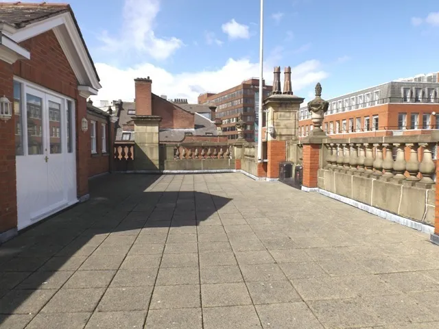Church St, S1, photo 9