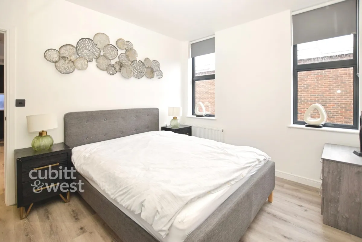 North Street, Horsham, RH12, photo 6