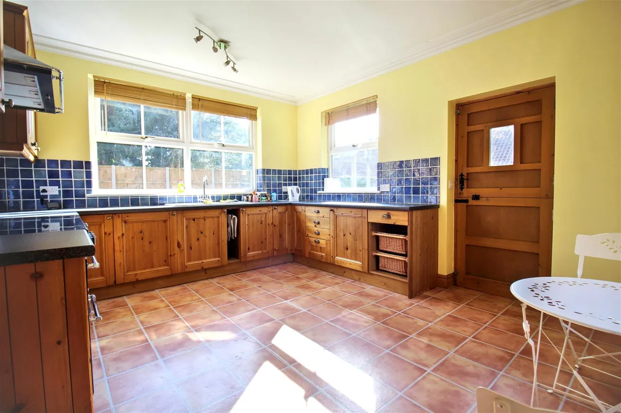 Station Road, Coltishall, NR12, photo 6