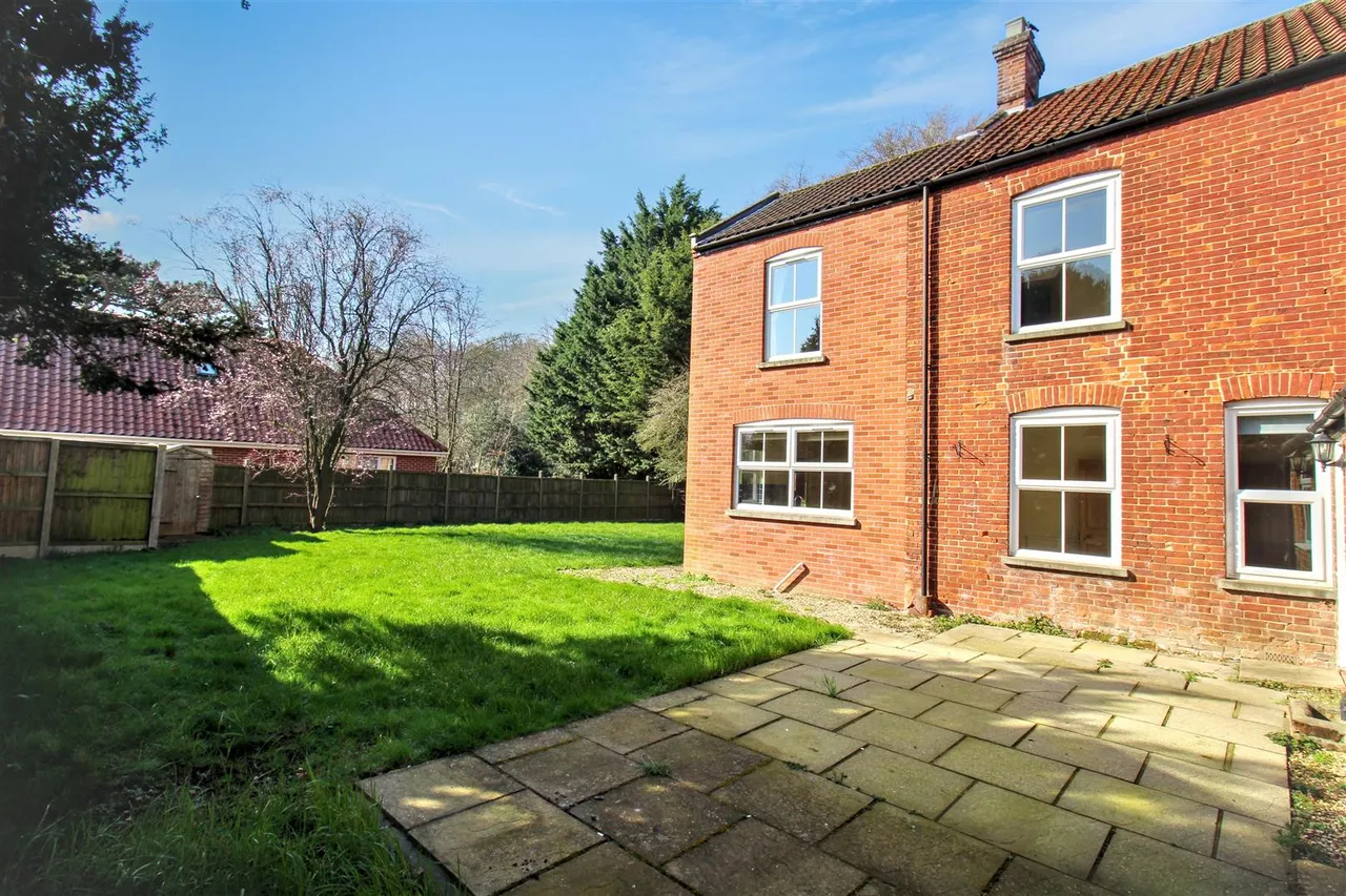 Station Road, Coltishall, NR12, photo 16