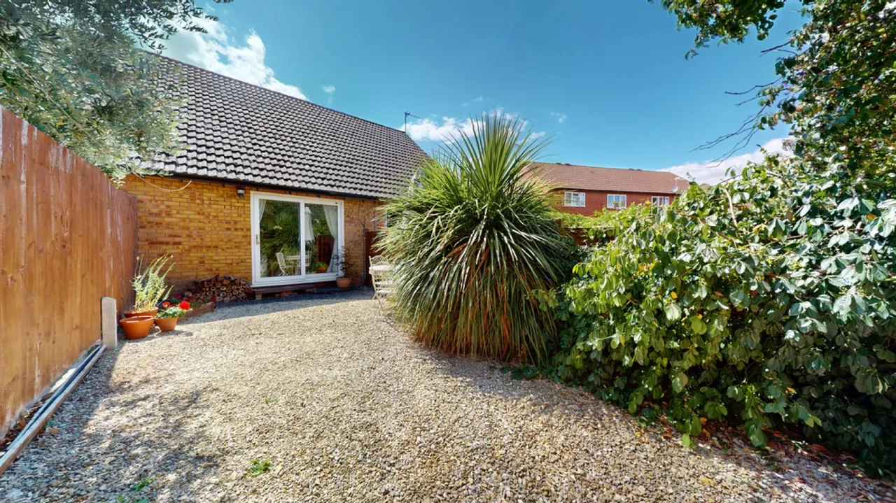 Up Hatherley, Cheltenham, Gloucestershire, photo 6