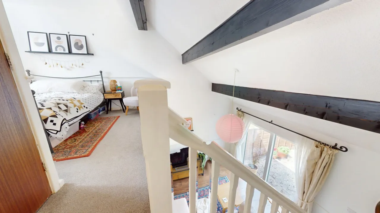 Up Hatherley, Cheltenham, Gloucestershire, photo 10