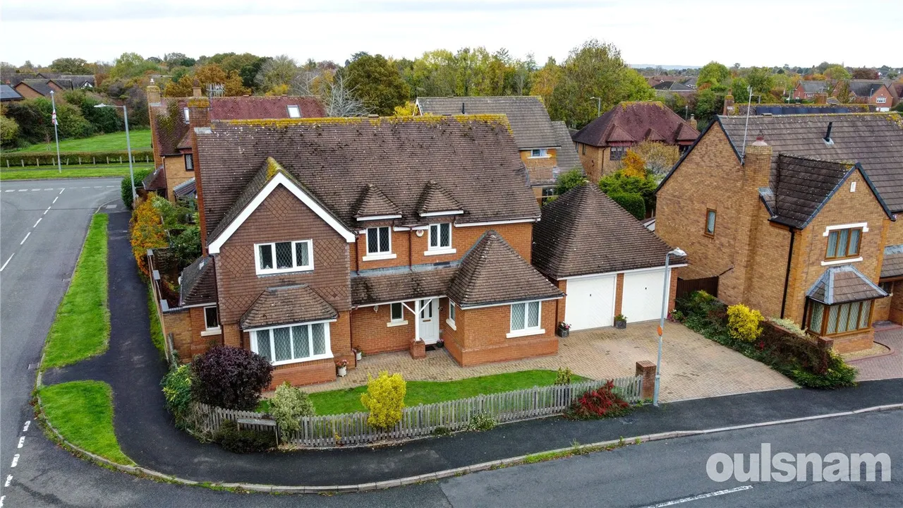 Showell Close, Droitwich, Worcestershire, WR9 8UQ, photo 34
