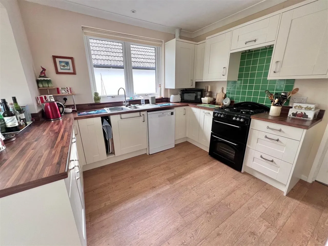 Common Mead Avenue, Gillingham, Dorset SP8 4NB, photo 8