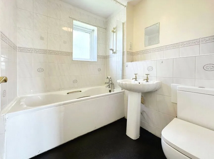 Riverdene Place, Southampton, Hampshire, SO18, photo 4