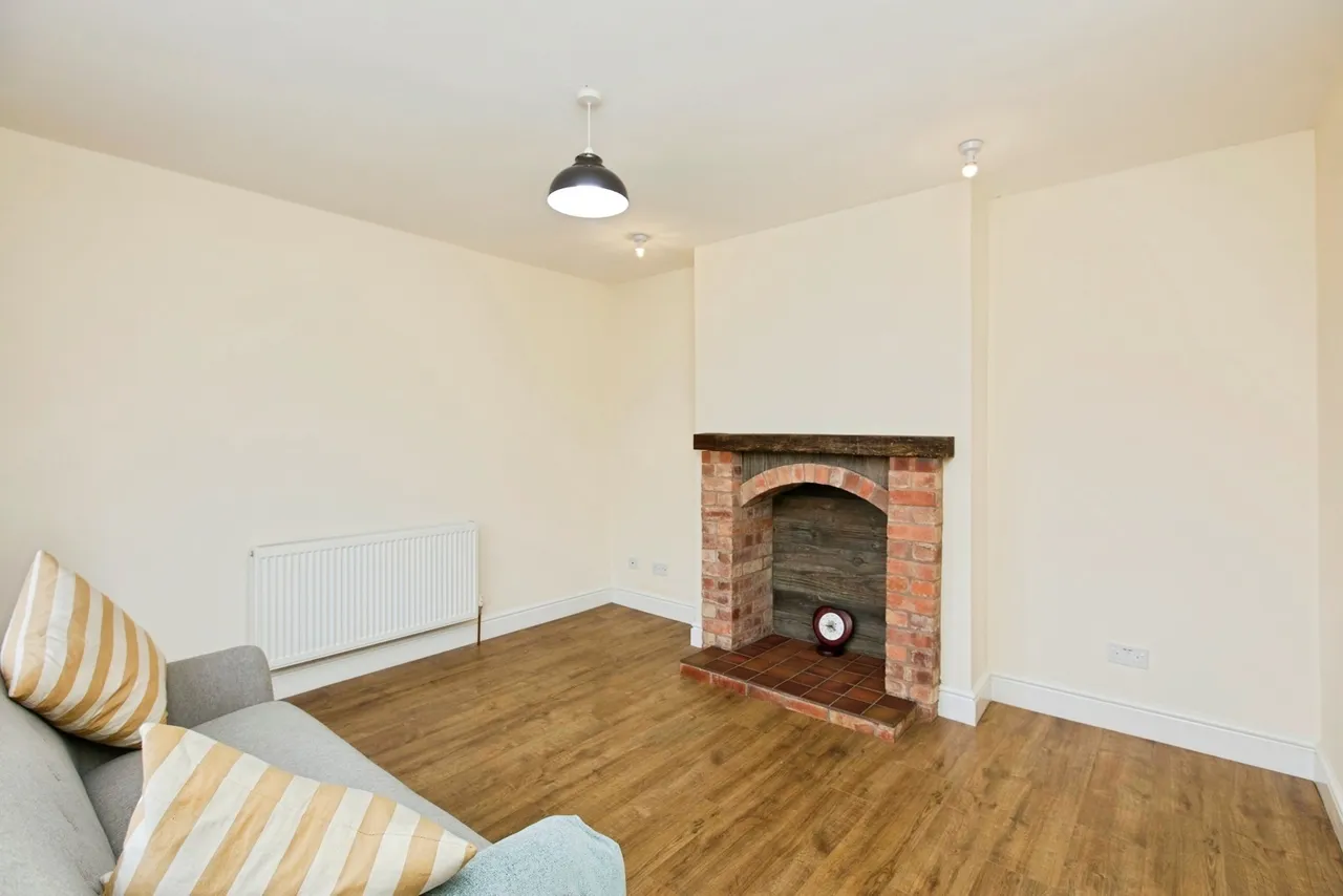 Robinson Road, Newhall, DE11, photo 4
