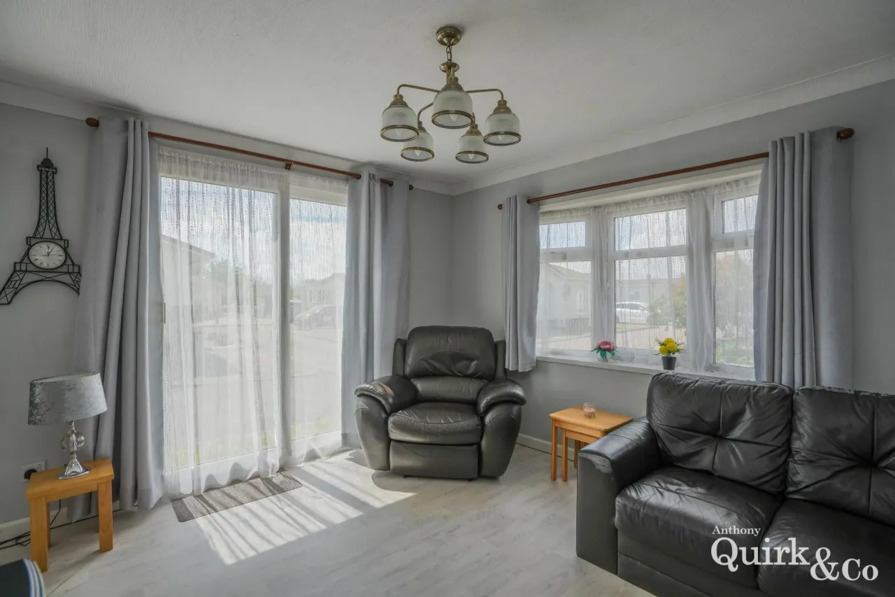 Creek Road, Canvey Island, SS8, photo 6