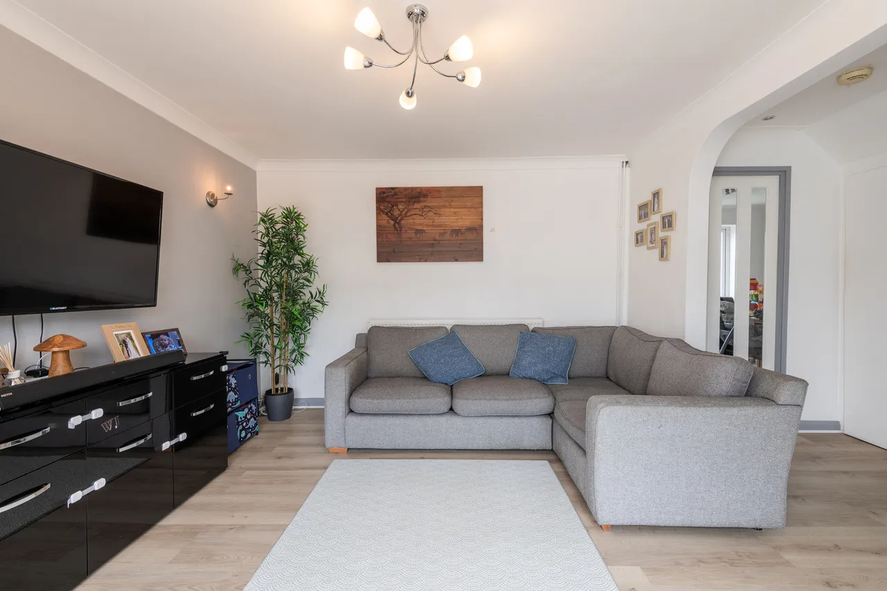 3 bed house for sale — Two Acres Road, Hengrove, Bristol, BS14 9TZ