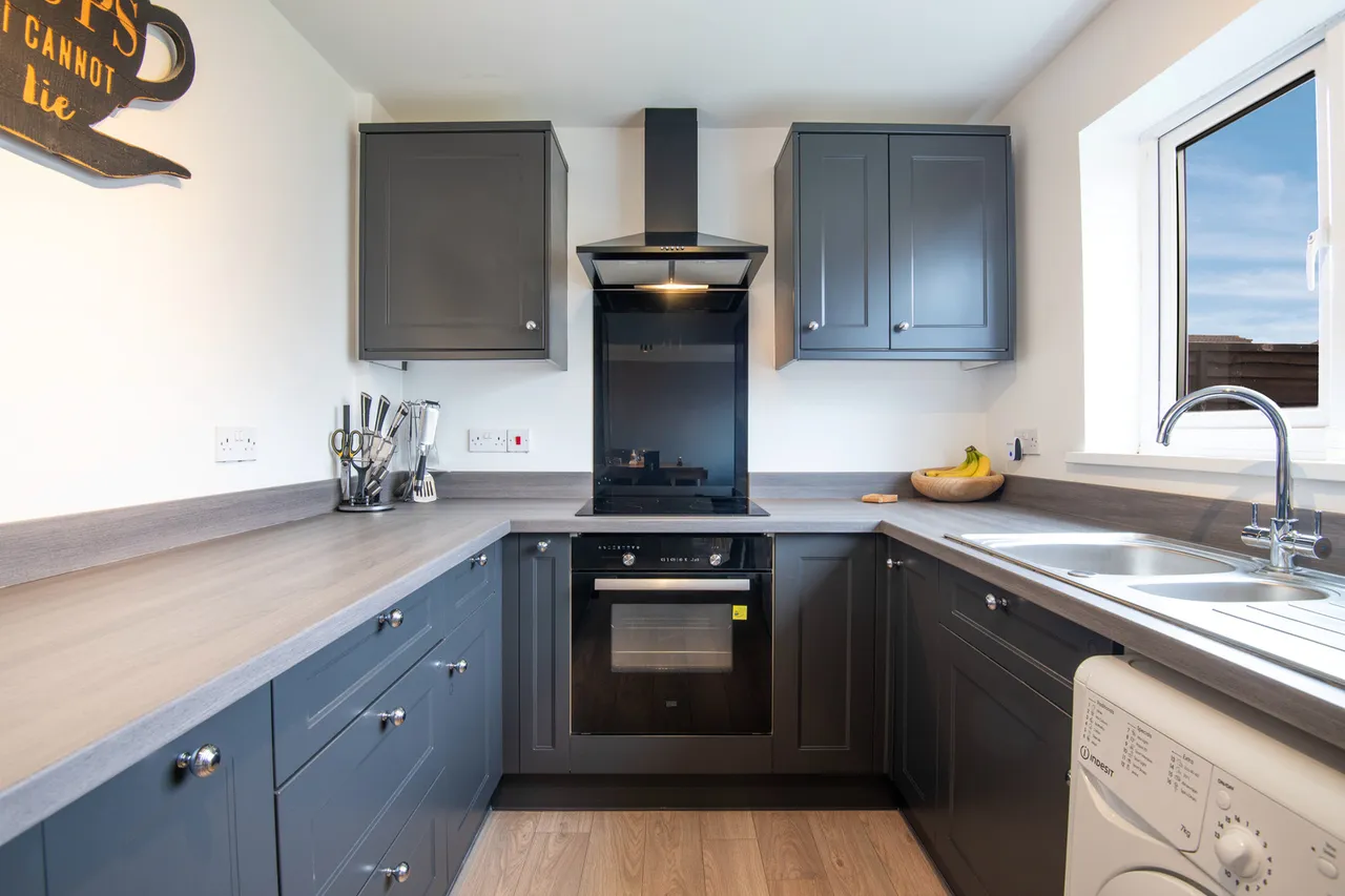 Two Acres Road, Hengrove, Bristol, BS14 9TZ, photo 2