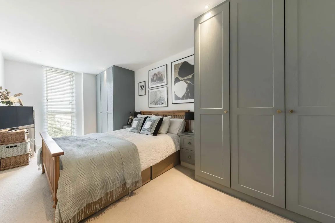 Goldhawk Road, W12, photo 5