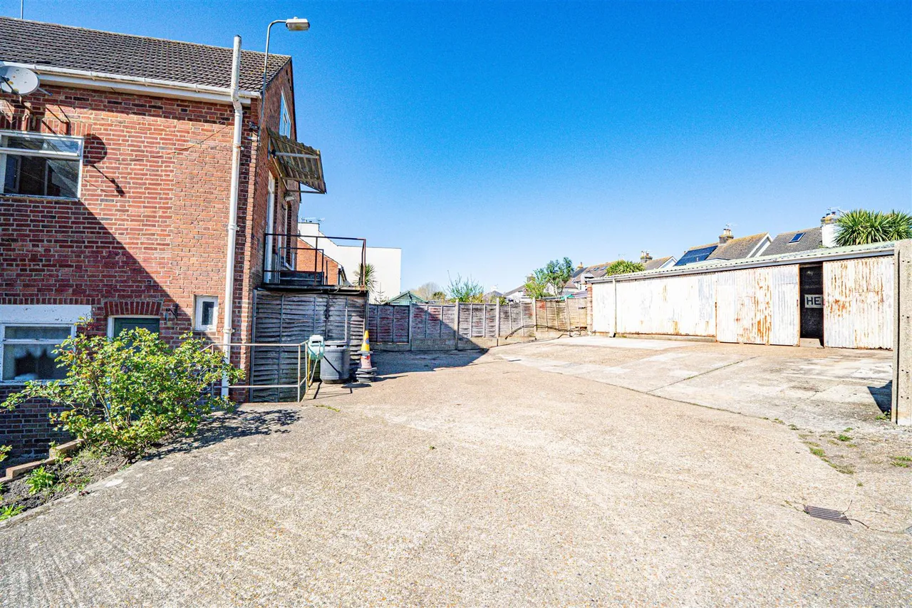 Hollington Old Lane, St Leonards-On-Sea, photo 15