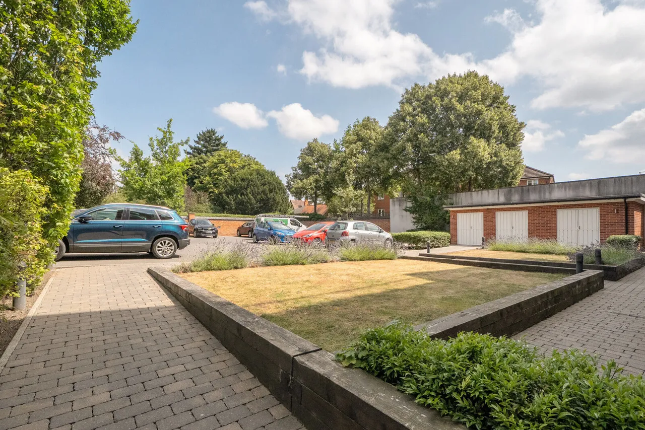 Church Road, Caversham, RG4, photo 11