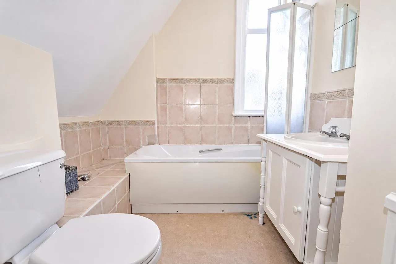 4a Devonshire Place, Eastbourne, East Sussex, BN21 4AE, photo 7