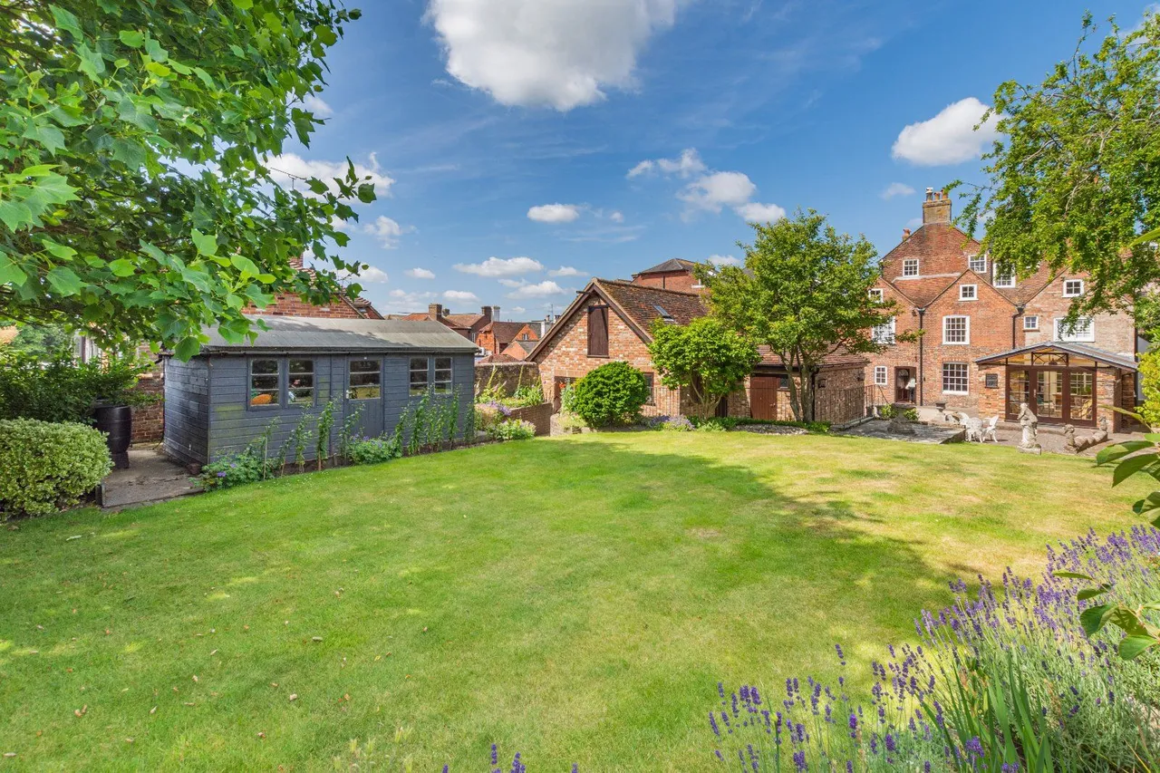 High Street, Uckfield, TN22, photo 15