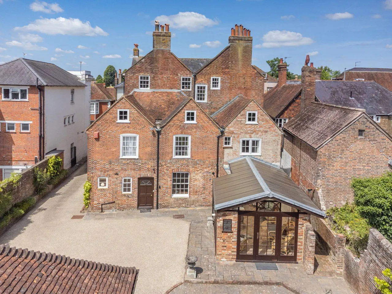 High Street, Uckfield, TN22, photo 2