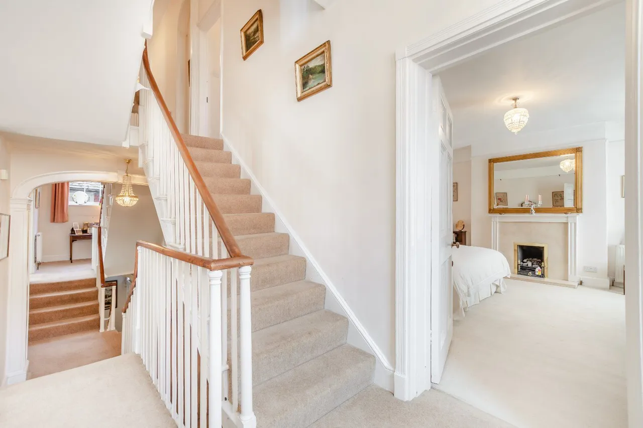 High Street, Uckfield, TN22, photo 8