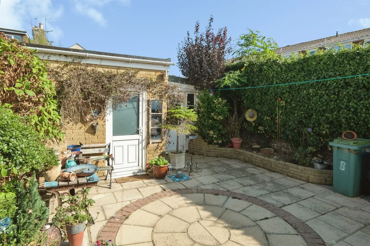 Barden Road, Eastbourne, photo 10